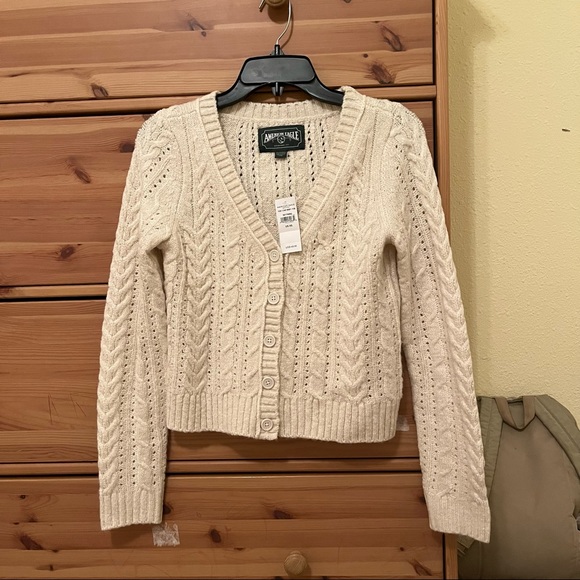 American Eagle Outfitters Sweaters - American Eagle Women’s Cream Buttoned Knit Cardigan Size XS